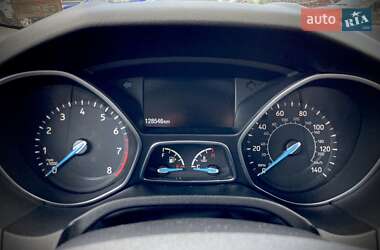 Седан Ford Focus 2016 в 
