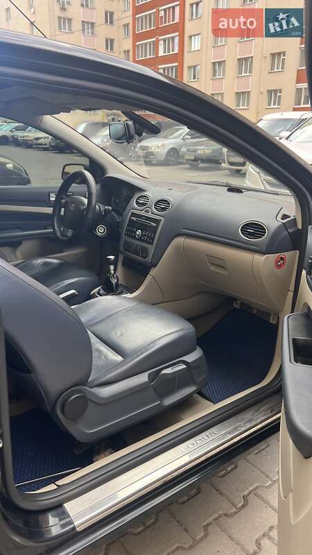 Хэтчбек Ford Focus 2005 в Хмельницком