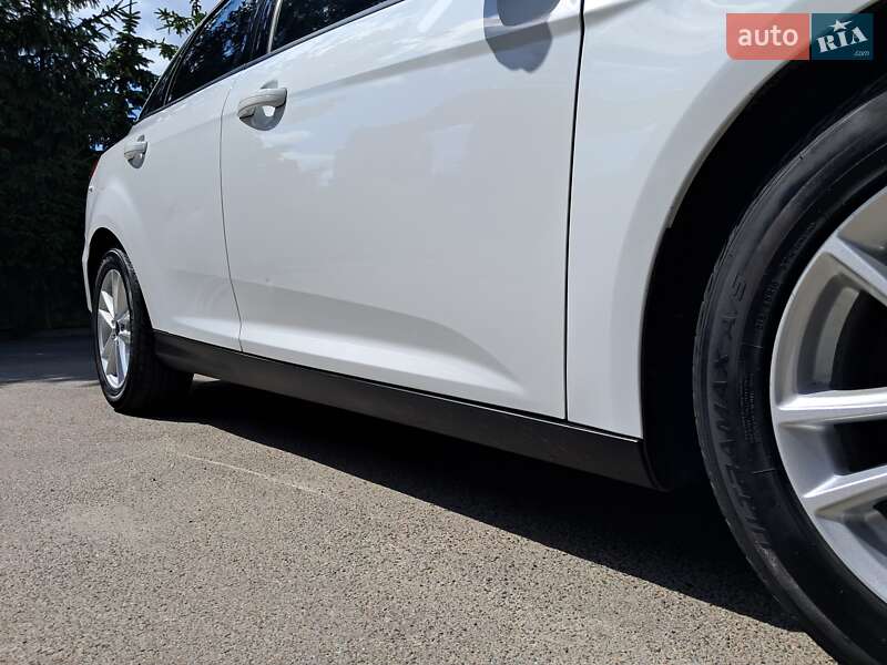Седан Ford Focus 2017 в Тернополе фото 104 Седан Ford Focus 2017 в Тернополе