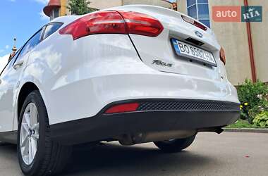 Седан Ford Focus 2017 в 