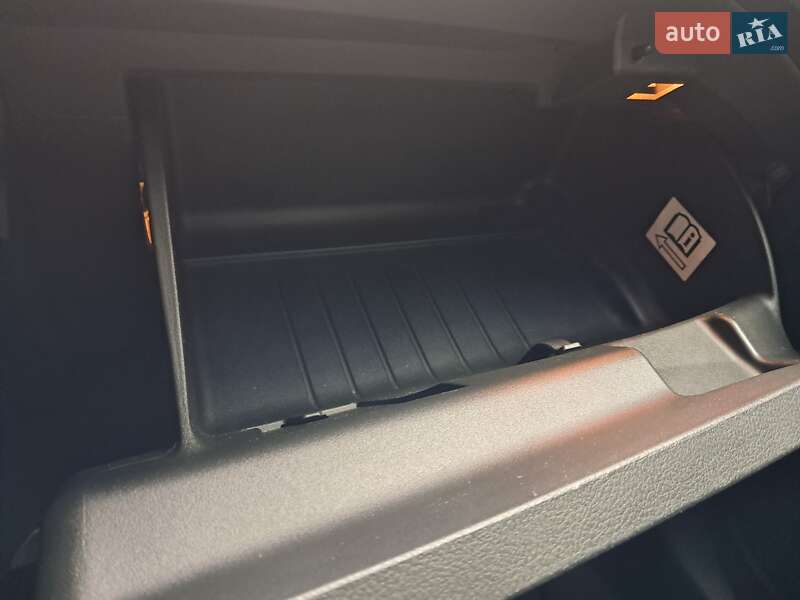 Седан Ford Focus 2017 в Тернополе фото 144 Седан Ford Focus 2017 в Тернополе