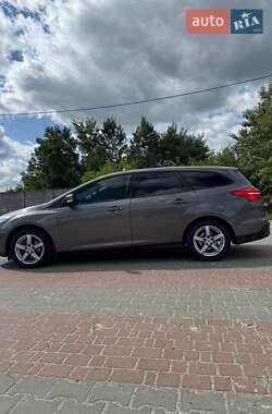 Универсал Ford Focus 2015 в 