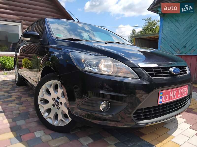 Универсал Ford Focus 2009 в Остроге
