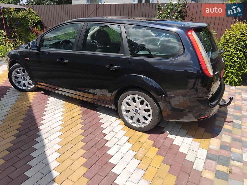 Универсал Ford Focus 2009 в Остроге