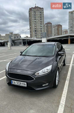 Хетчбек Ford Focus 2016 в Києві