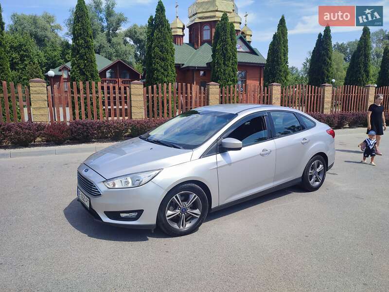 Седан Ford Focus 2018 в 