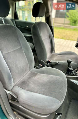 Седан Ford Focus 2002 в 