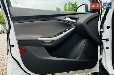 Универсал Ford Focus 2014 в 