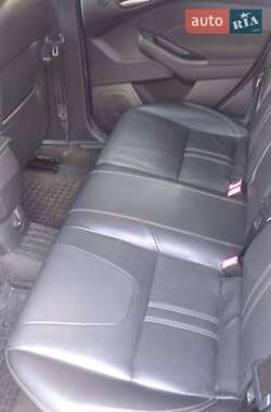Седан Ford Focus 2013 в 