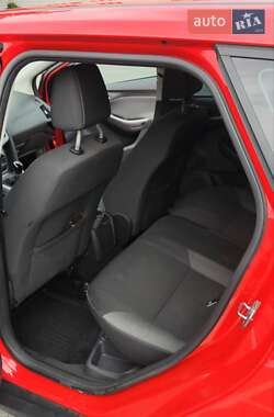 Универсал Ford Focus 2014 в 