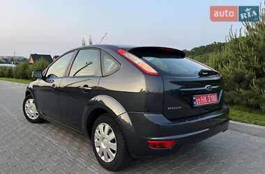 Хэтчбек Ford Focus 2008 в 