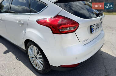 Хэтчбек Ford Focus 2018 в 