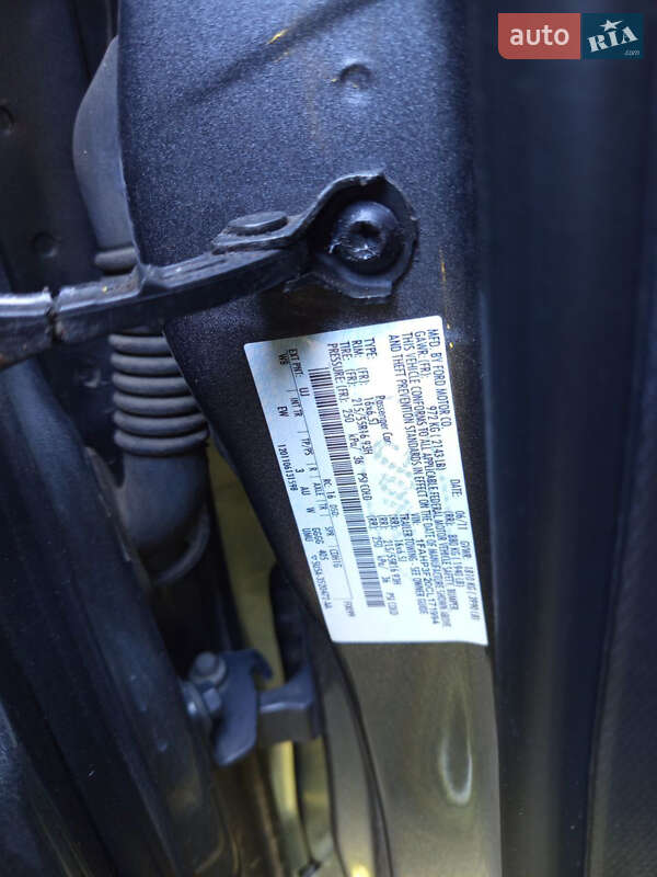 Седан Ford Focus 2011 в Долине