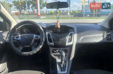 Хэтчбек Ford Focus 2014 в 
