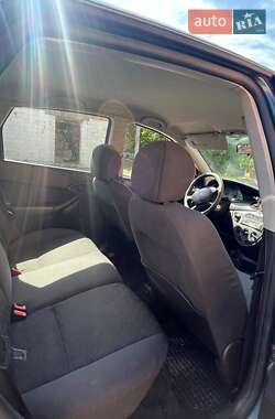 Седан Ford Focus 2002 в Ужгороде