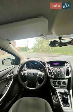 Универсал Ford Focus 2011 в 