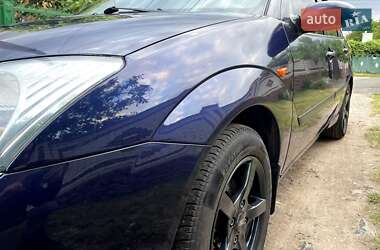Седан Ford Focus 1999 в 