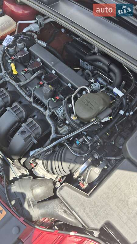Хэтчбек Ford Focus 2015 в Днепре