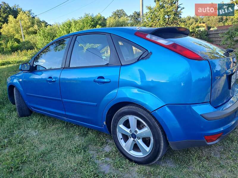 Хетчбек Ford Focus 2004 в Луцьку