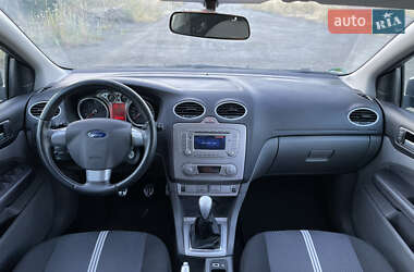 Универсал Ford Focus 2010 в 