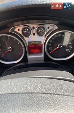 Универсал Ford Focus 2010 в 