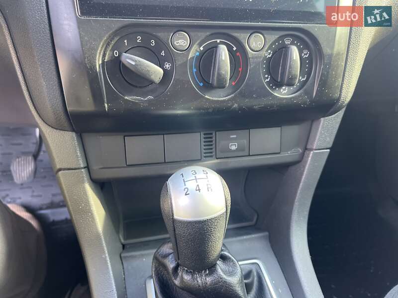 Седан Ford Focus 2007 в Киеве