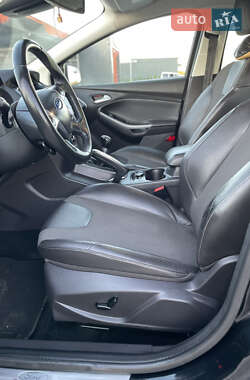Универсал Ford Focus 2011 в 