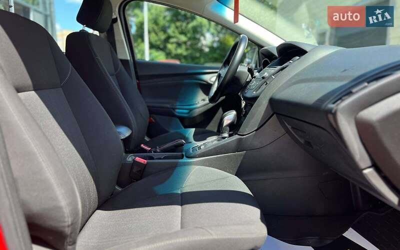 Хэтчбек Ford Focus 2016 в Ивано-Франковске