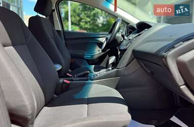 Хэтчбек Ford Focus 2016 в 