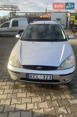 Седан Ford Focus 2004 в Хотині