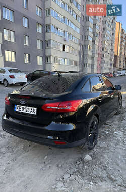 Седан Ford Focus 2016 в 