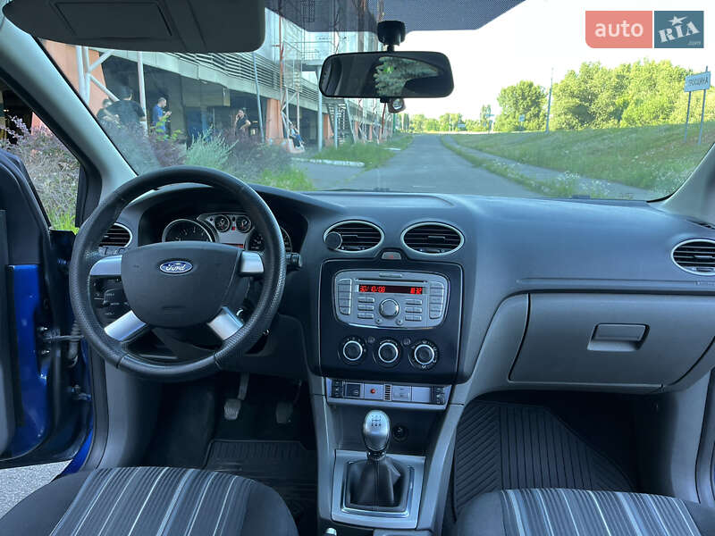 Седан Ford Focus 2008 в Киеве
