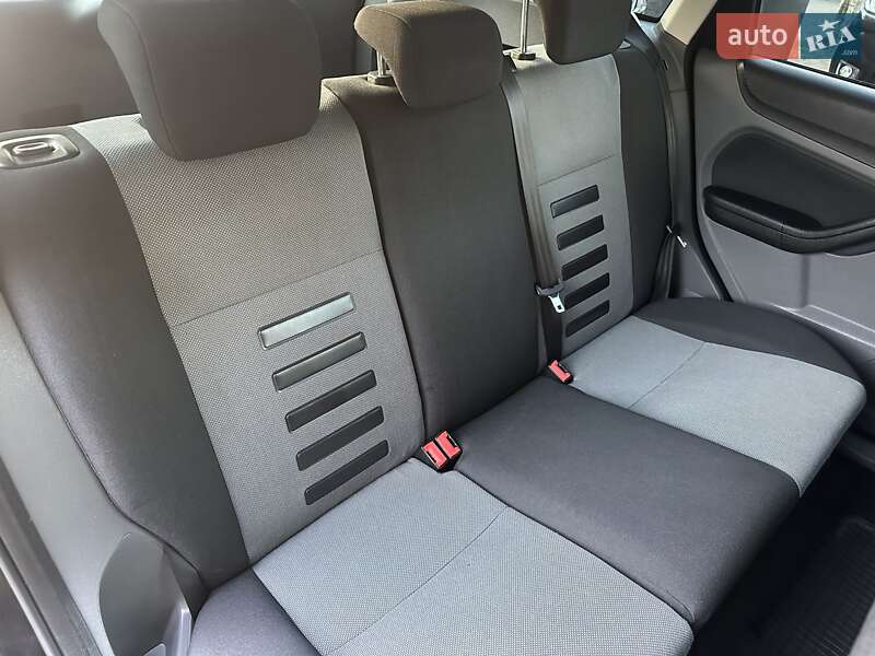 Универсал Ford Focus 2010 в Одессе