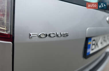 Универсал Ford Focus 2010 в 