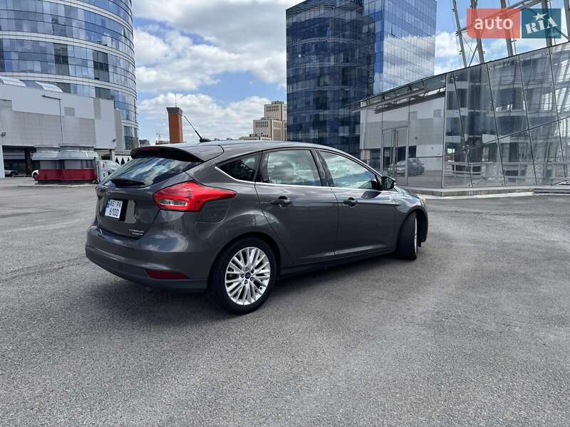 Хэтчбек Ford Focus 2015 в Днепре