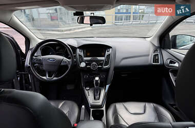 Хэтчбек Ford Focus 2015 в 