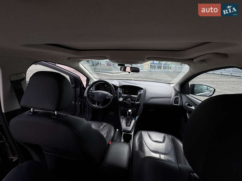 Хэтчбек Ford Focus 2015 в Днепре