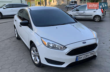Седан Ford Focus 2015 в 