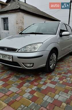 Хэтчбек Ford Focus 2004 в 