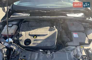 Универсал Ford Focus 2012 в 