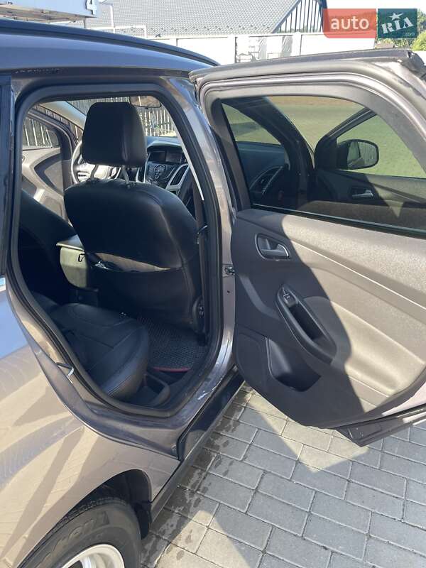 Универсал Ford Focus 2012 в Львове