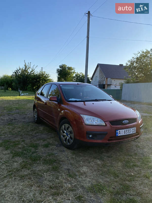 Хэтчбек Ford Focus 2007 в Узине