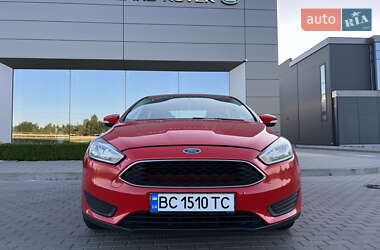 Седан Ford Focus 2015 в 