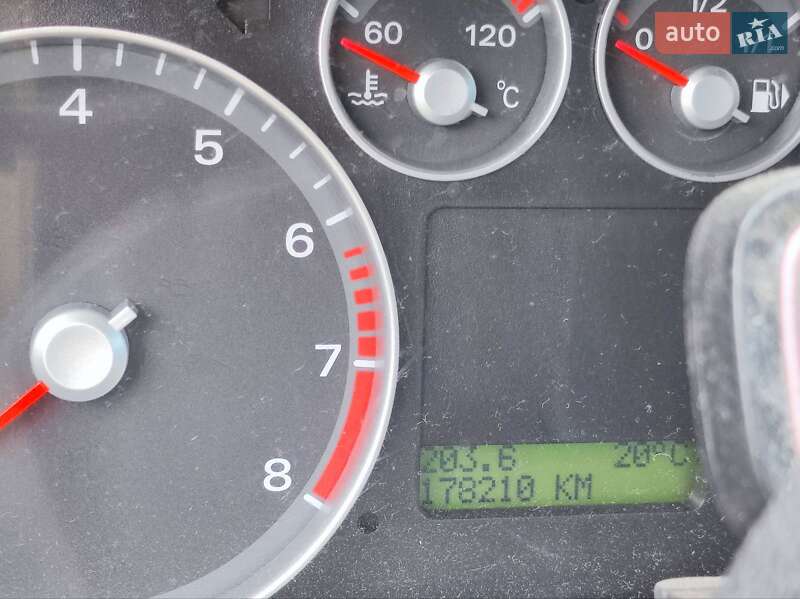 Хетчбек Ford Focus 2006 в Полтаві фото 6 Хетчбек Ford Focus 2006 в Полтаві