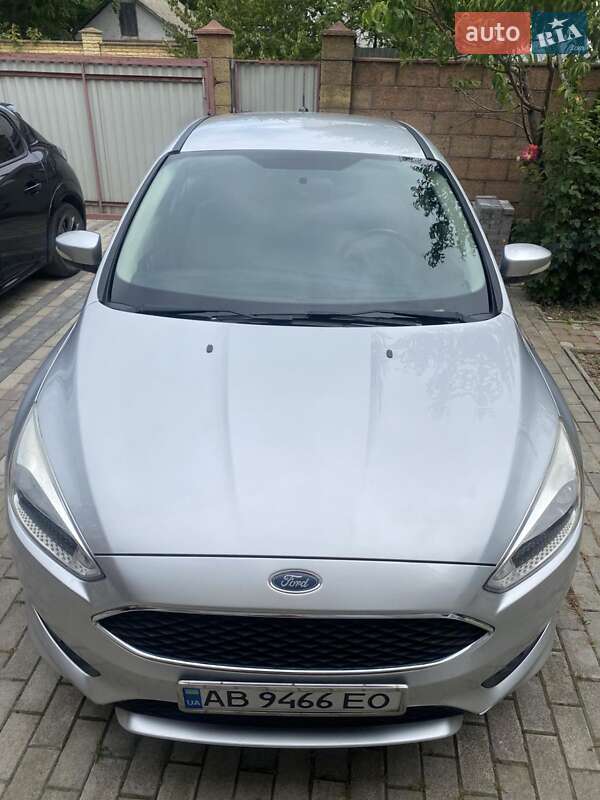 Хэтчбек Ford Focus 2015 в Виннице фото 5 Хэтчбек Ford Focus 2015 в Виннице