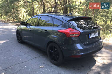 Хэтчбек Ford Focus 2018 в 