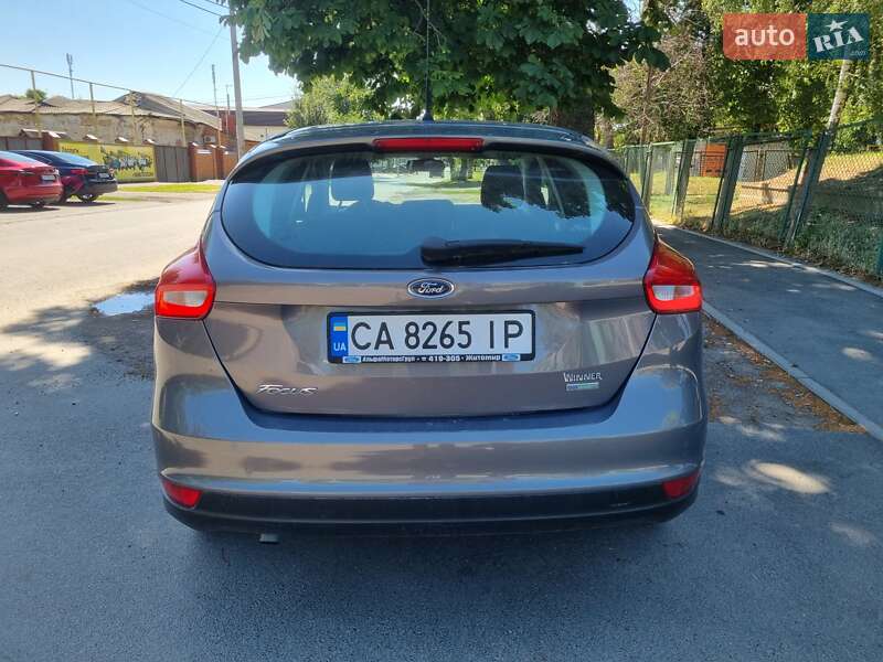Хэтчбек Ford Focus 2015 в Умани