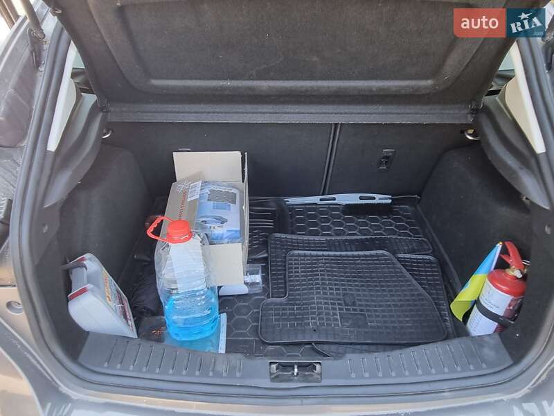 Хэтчбек Ford Focus 2015 в Умани