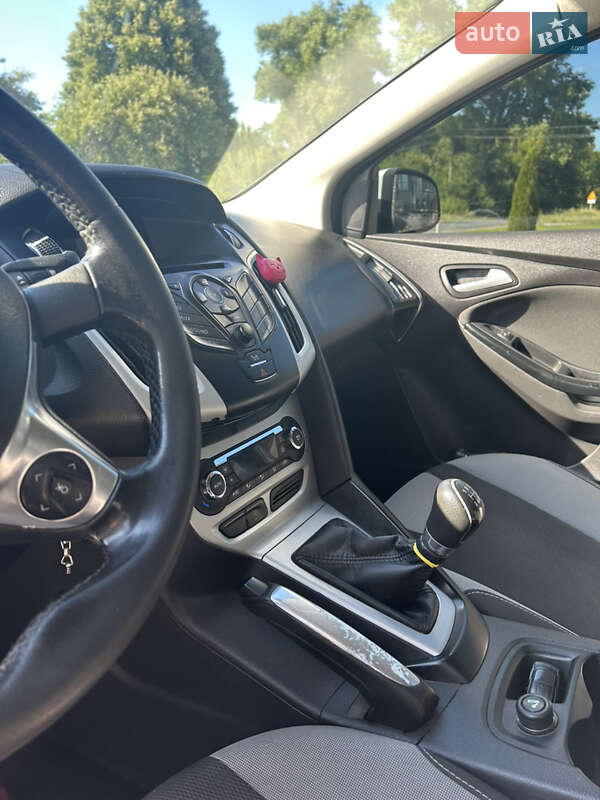 Седан Ford Focus 2011 в Нежине