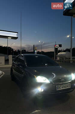 Хэтчбек Ford Focus 2005 в Днепре